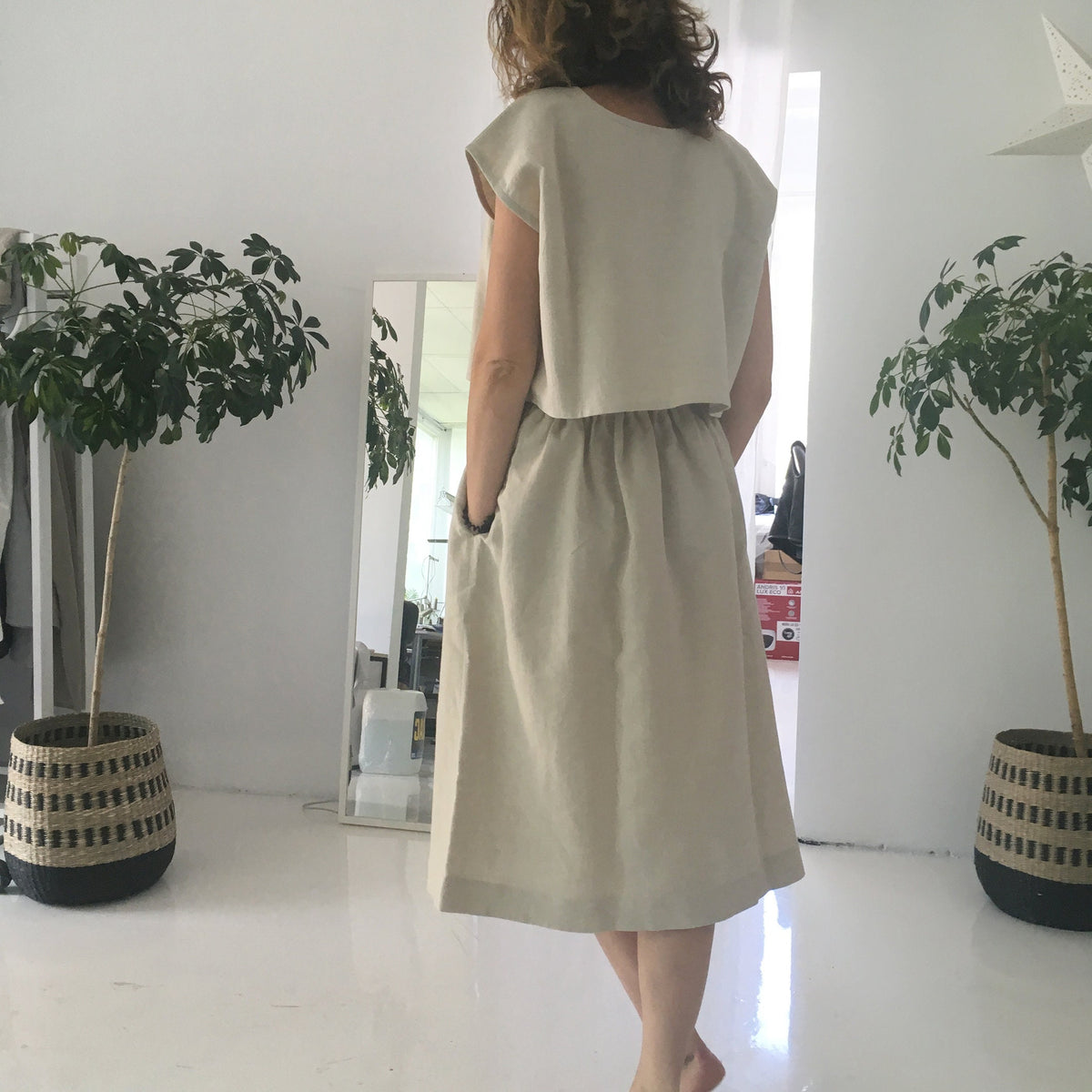 Viola Beige Linen Shirt — view 2