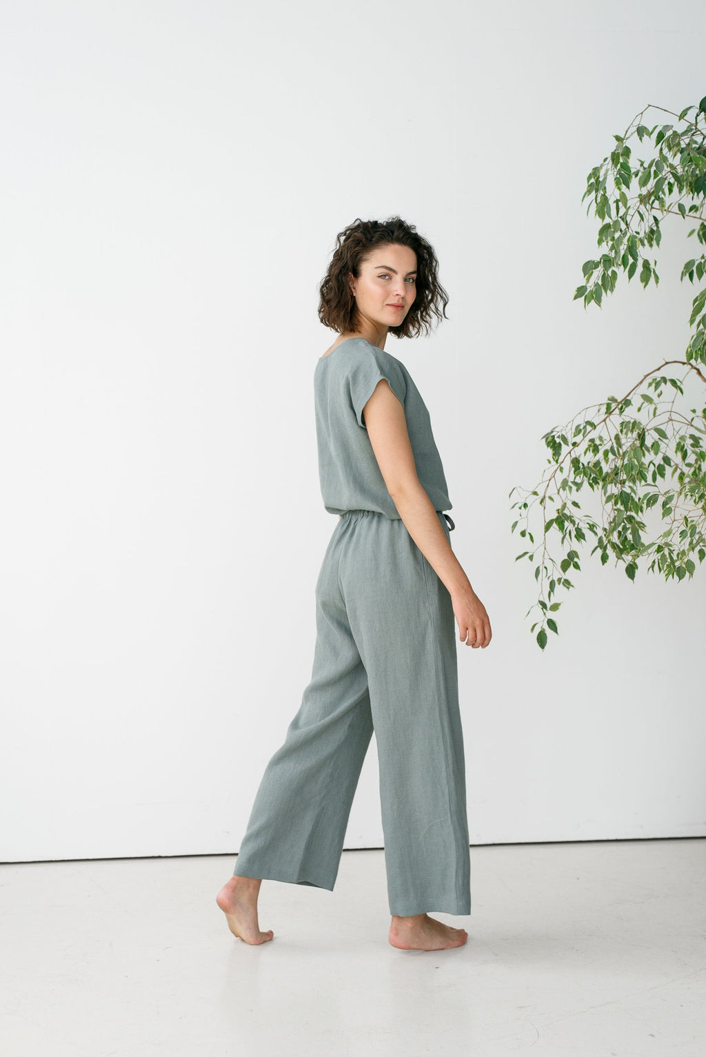 Flora Green Linen Wide-Leg Pants — view 5