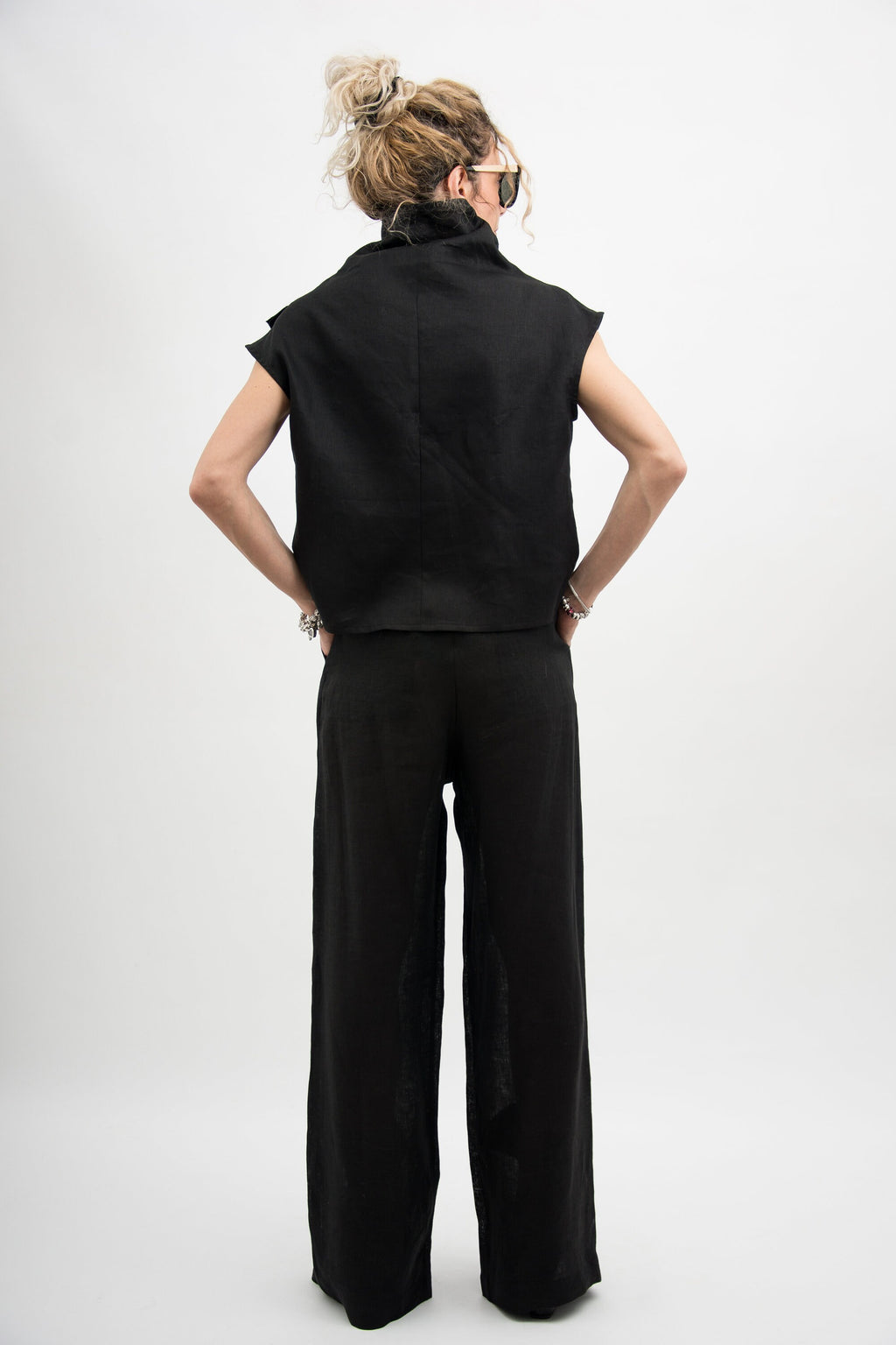 Nina Black Linen Shirt — view 5