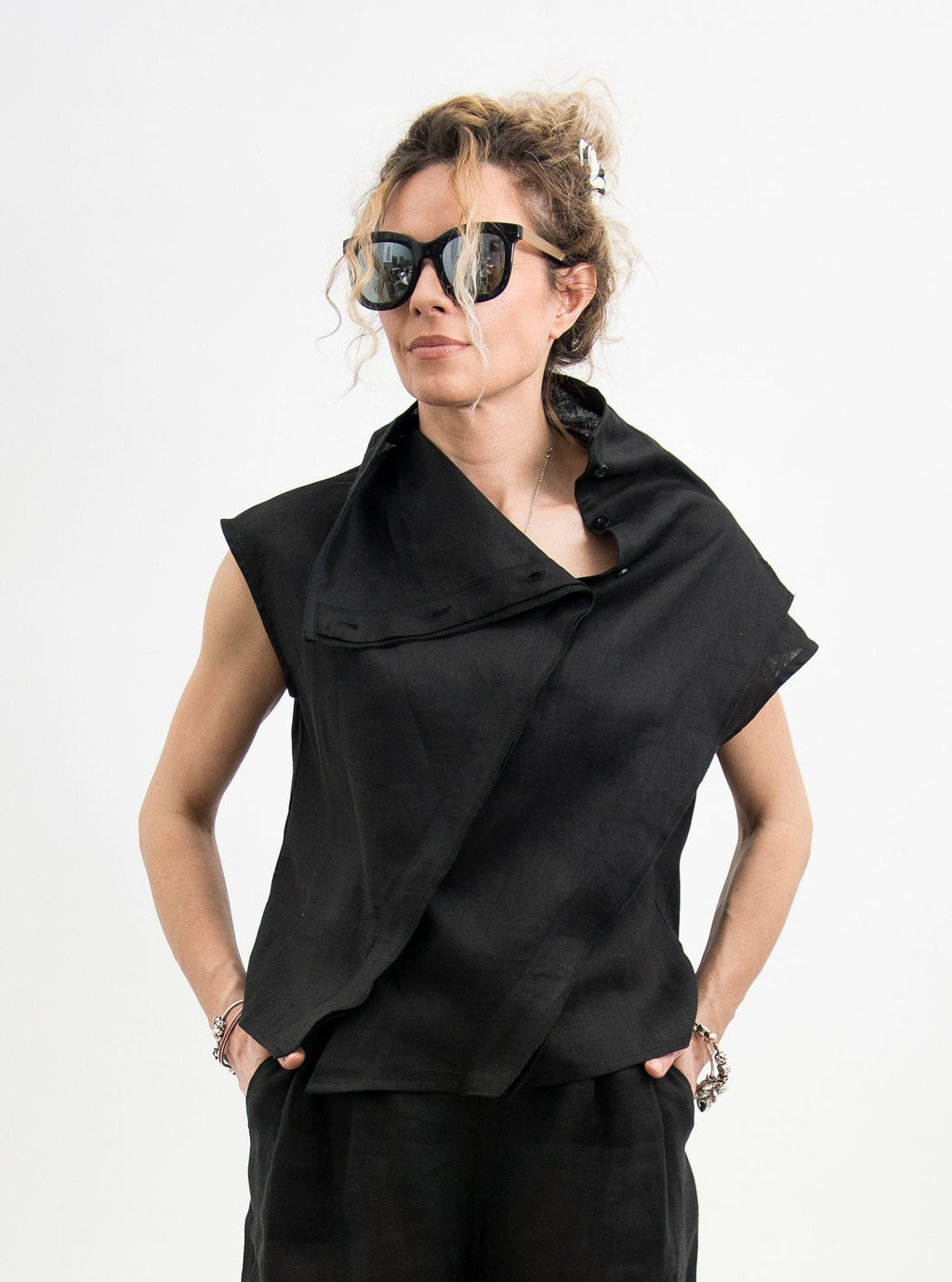 Nina Black Linen Shirt — view 2