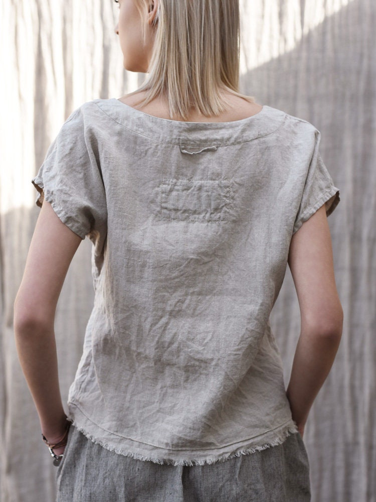 Aria Gray Linen Top — view 6