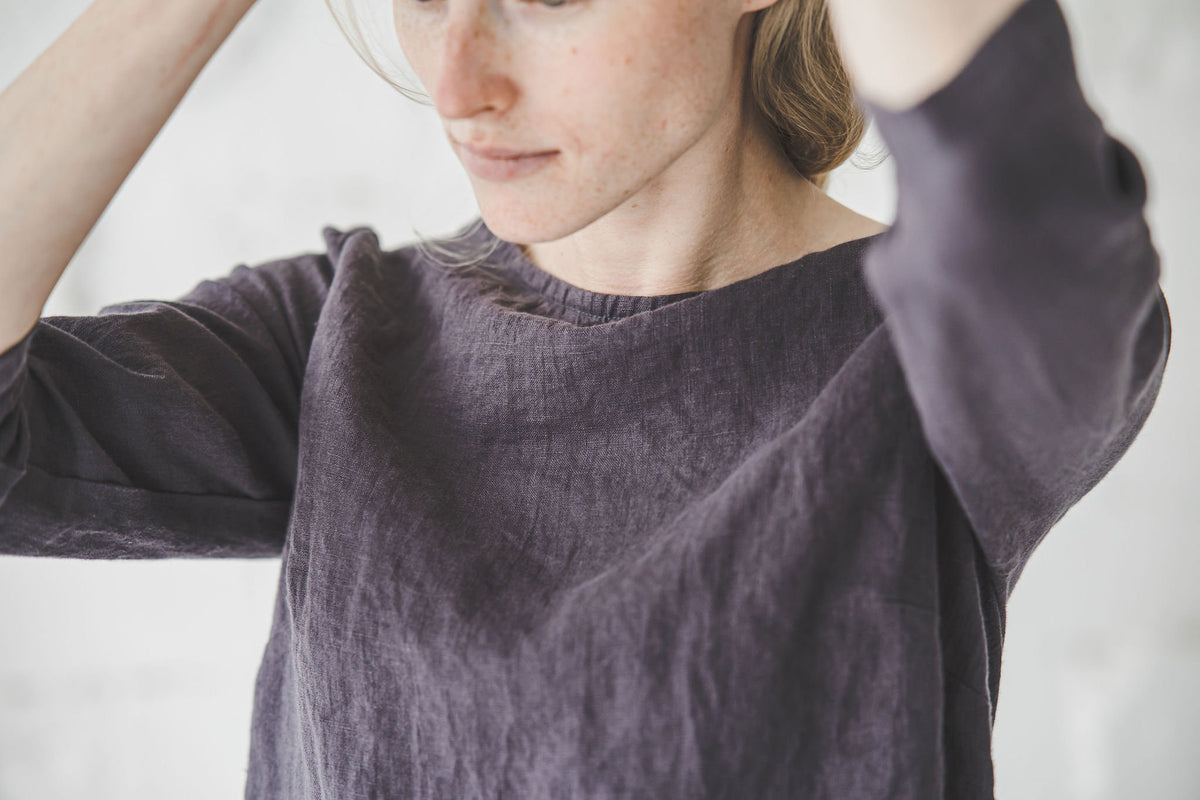 Liv Purple Linen Top — view 3