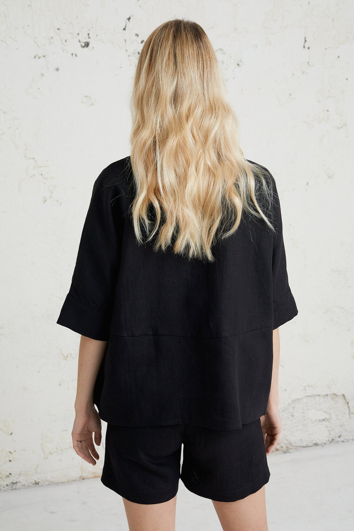 Ines Black Linen Button-Down Shirt — view 4
