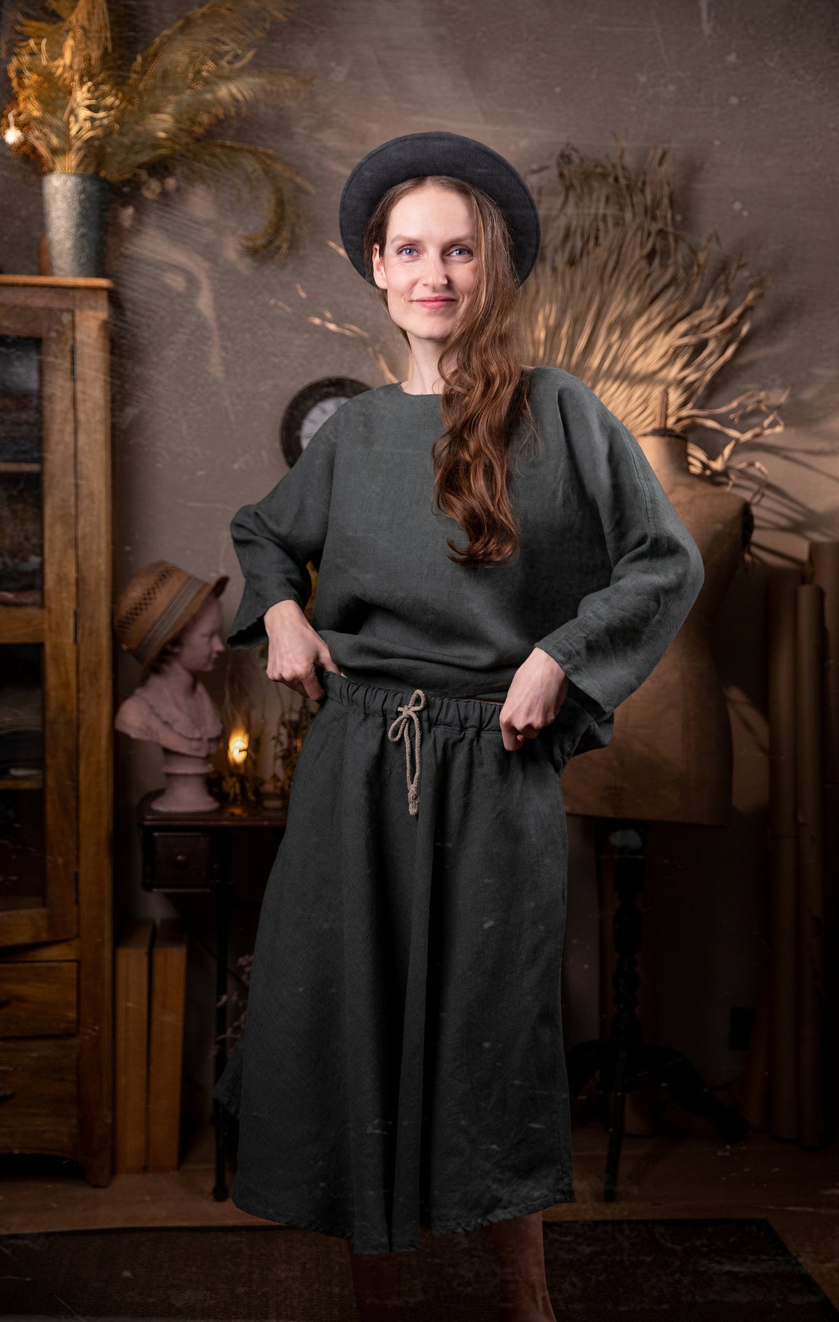 Tilly Gray Linen Blouse — view 4