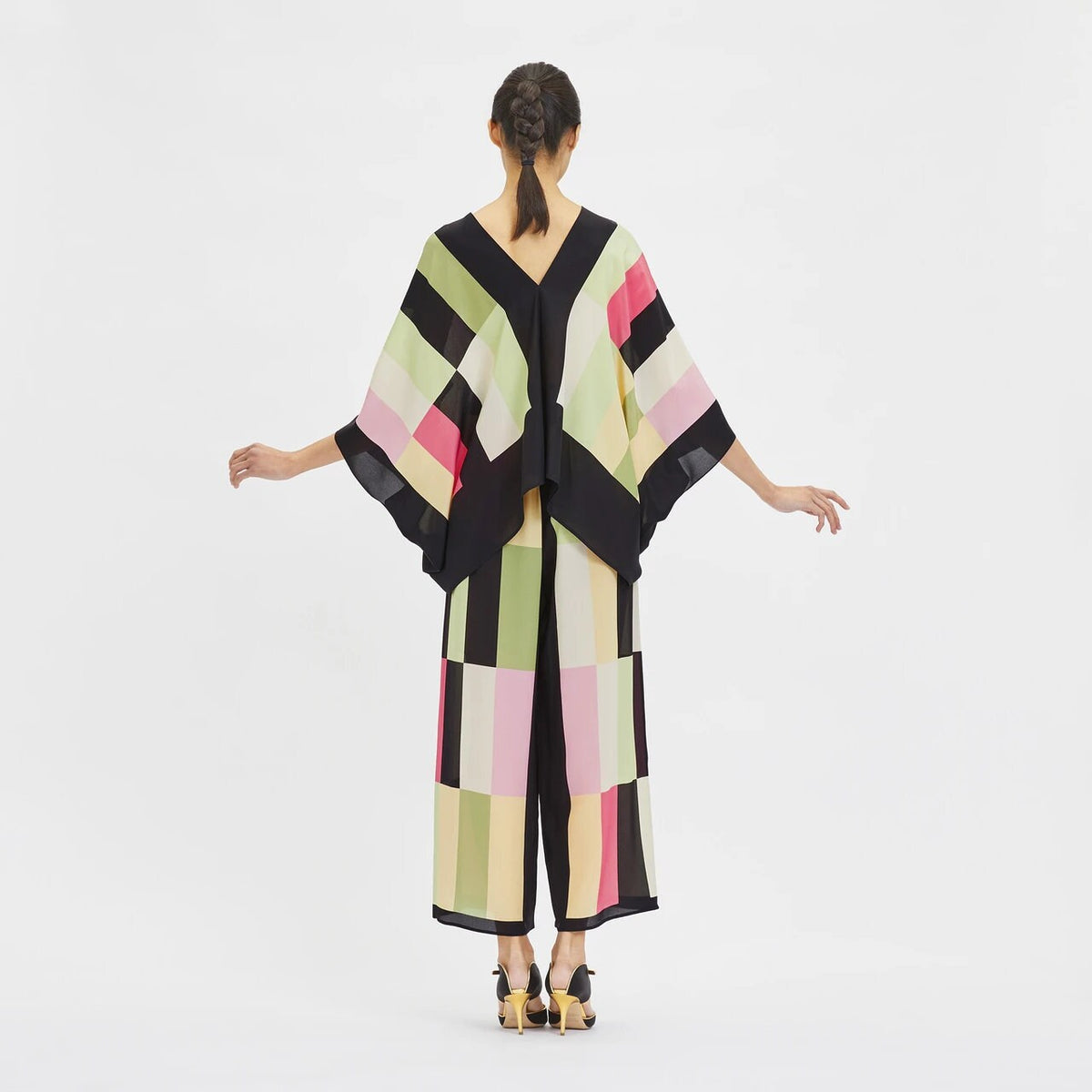 Della Black Two-Piece Set — view 3