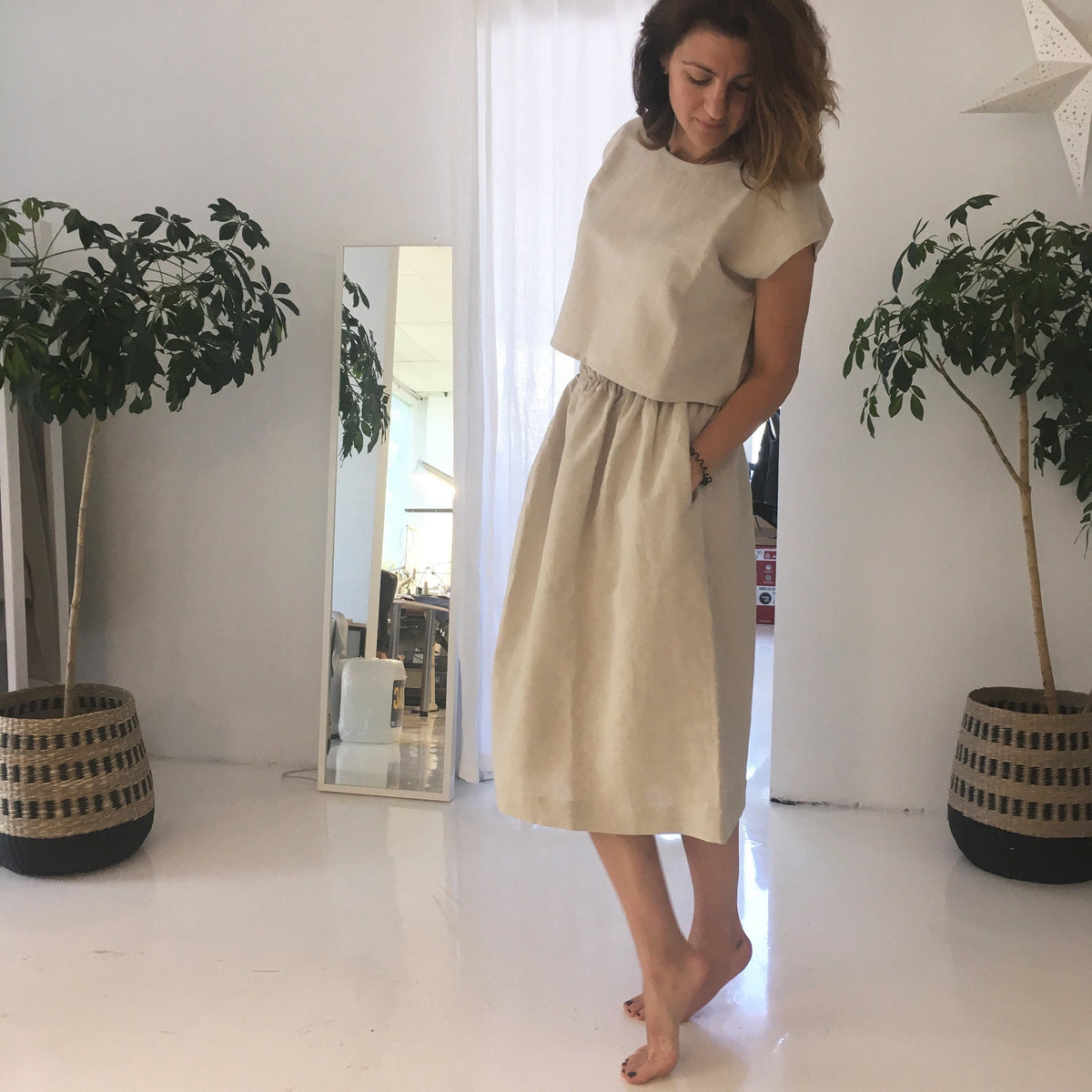 Viola Beige Linen Shirt — Arthur's Sportswear